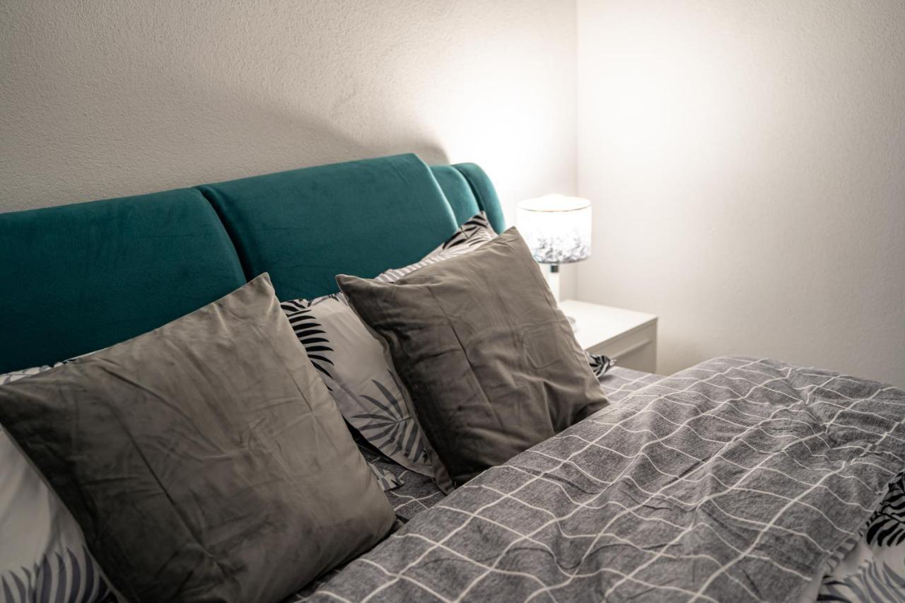 Cozy Apartment In Dumbravita Dumbravita  Dış mekan fotoğraf
