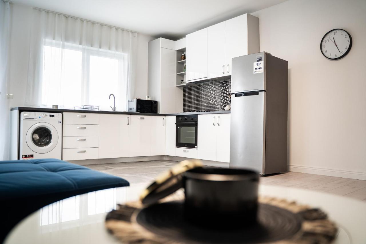 Cozy Apartment In Dumbravita Dumbravita  Dış mekan fotoğraf